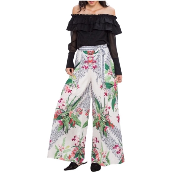 Jealous Tomato Tropical Pallazzo Pants, M - Picture 3 of 10